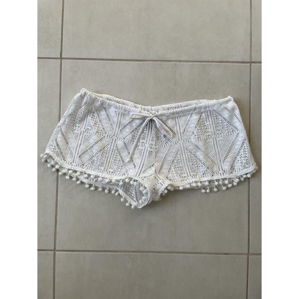 Laundry by Shelli Segal Shorts Laser Cut Pom Pom Tie Waist White